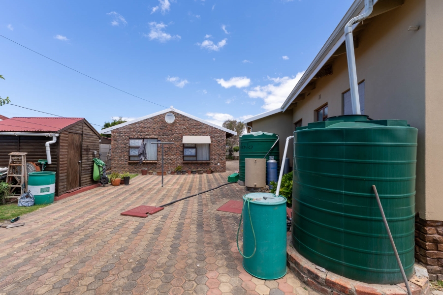 3 Bedroom Property for Sale in Hartenbos Central Western Cape